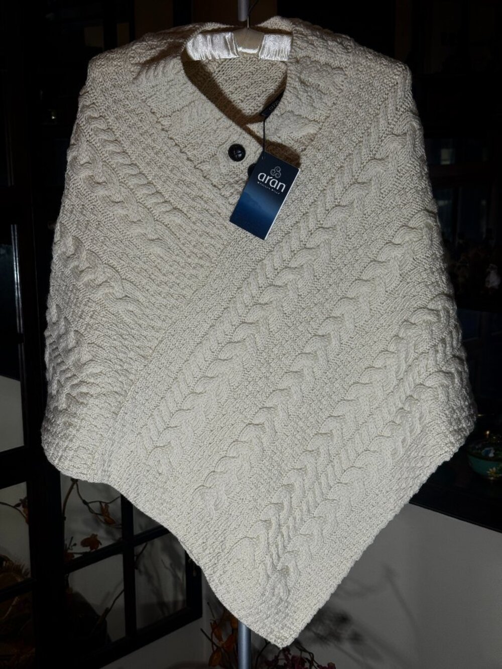 Aran 100% Merino Irish Wool Women's Shawl Poncho with Buttons Cable Knit NEW OS